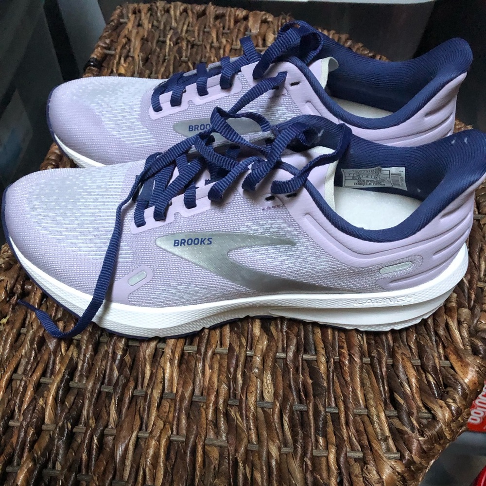 Brooks Women's Lavender and Navy Athletic Shoes
